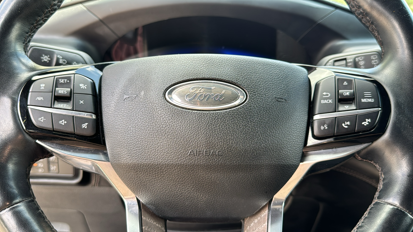 2021 Ford Explorer Platinum 20