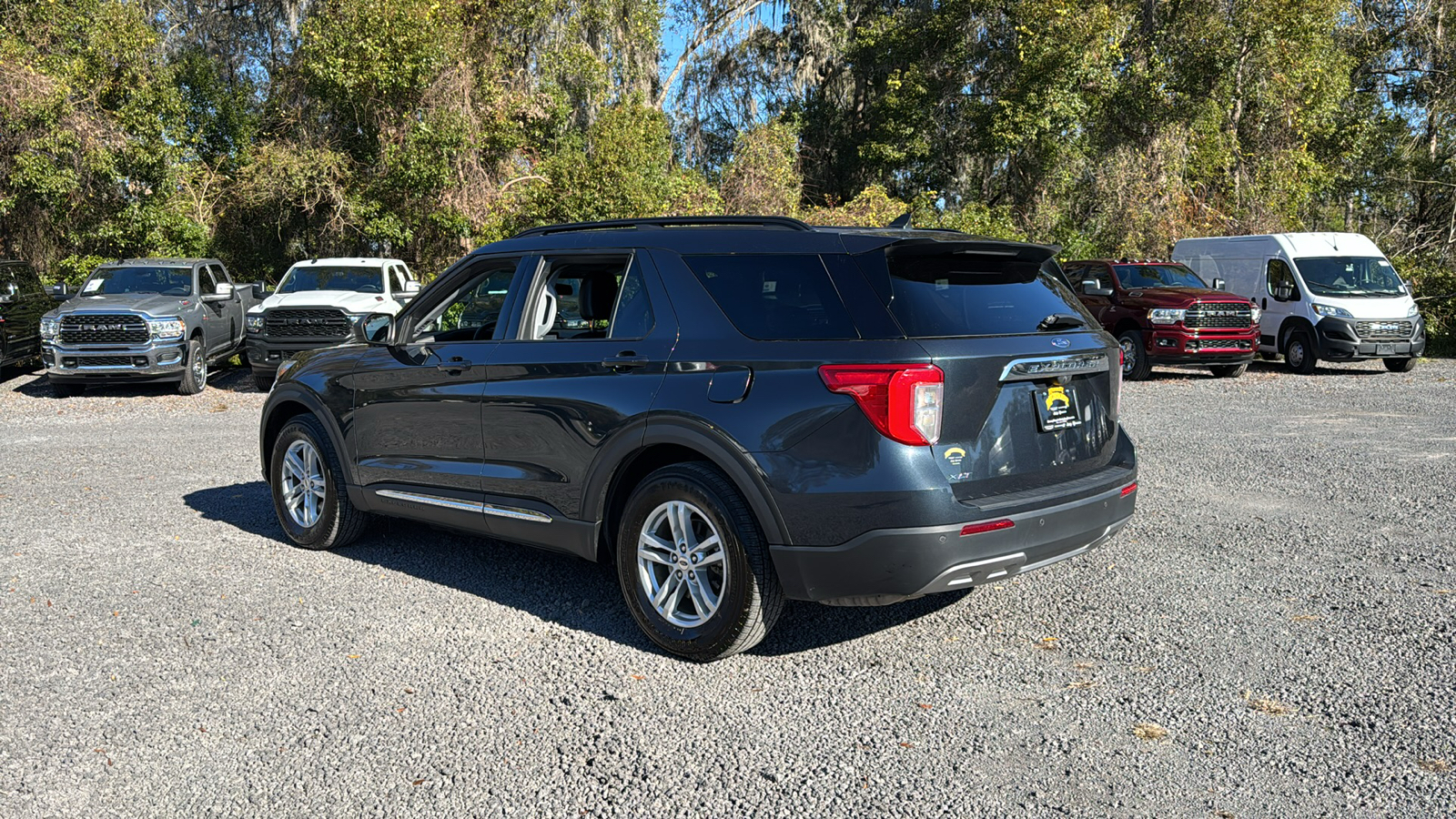 2023 Ford Explorer XLT 3