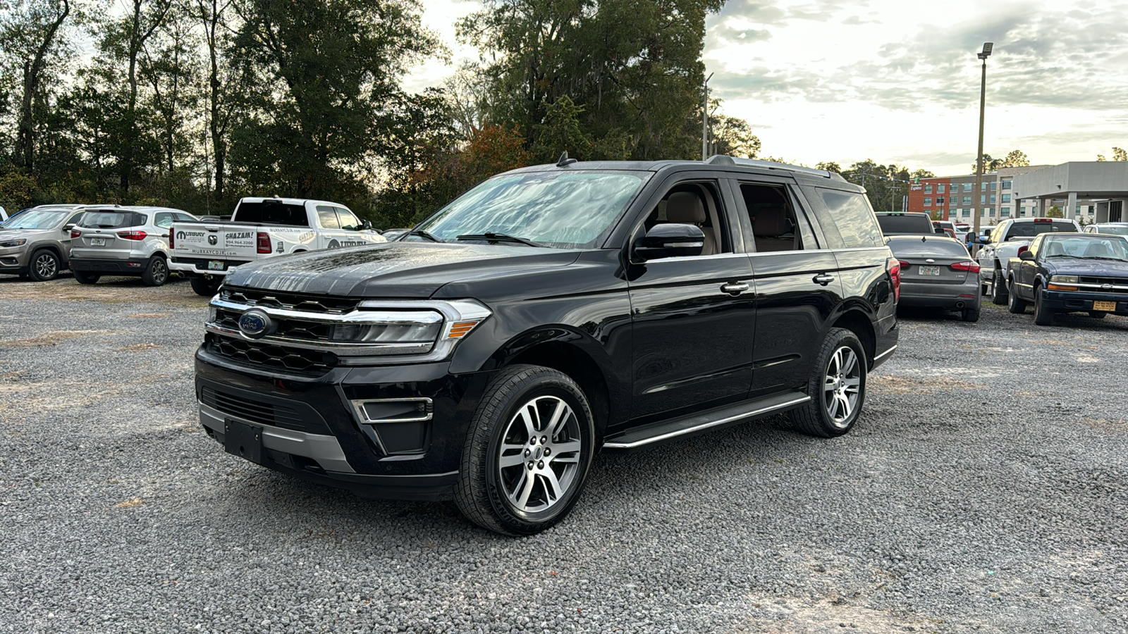 2022 Ford Expedition Limited 1