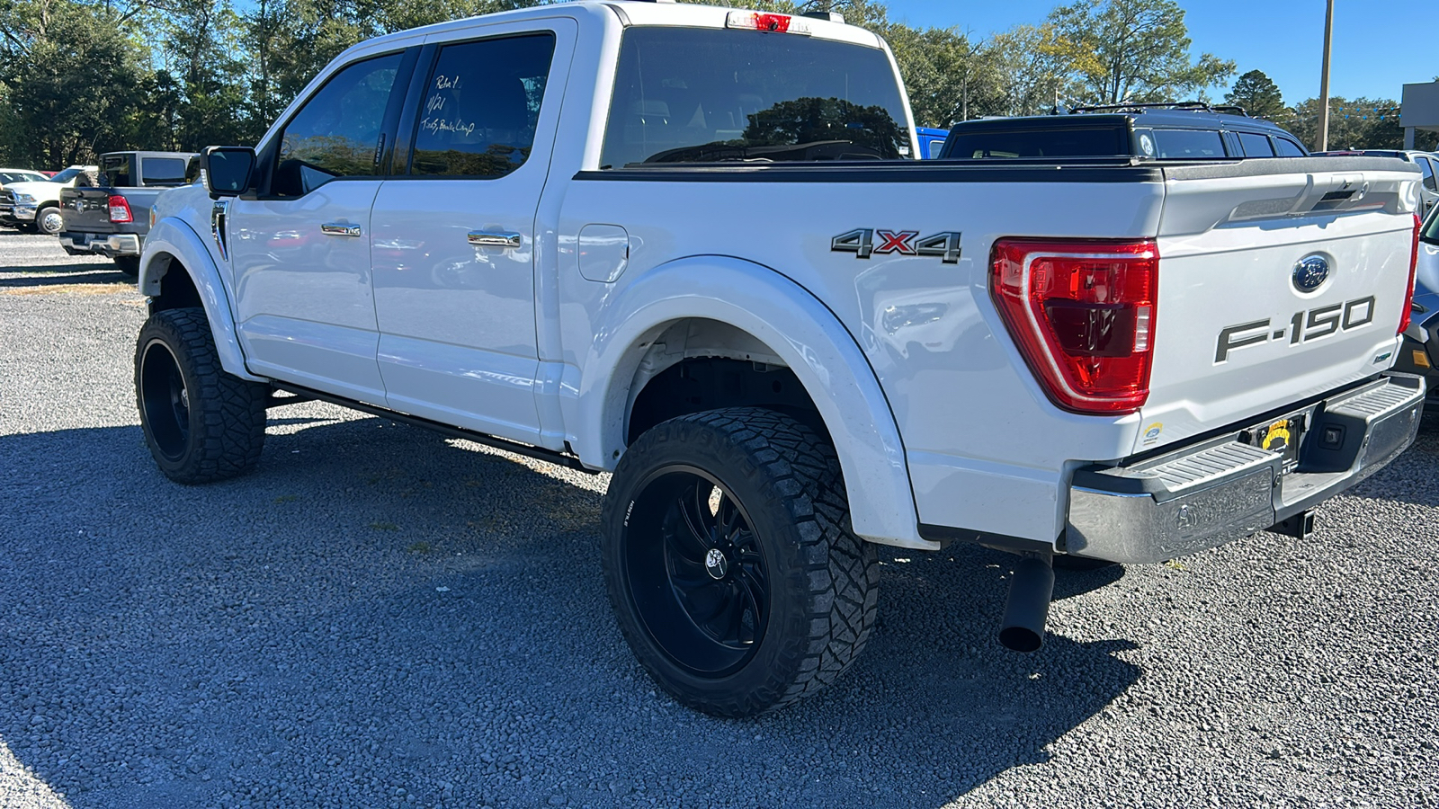 2021 Ford F-150 XLT 2