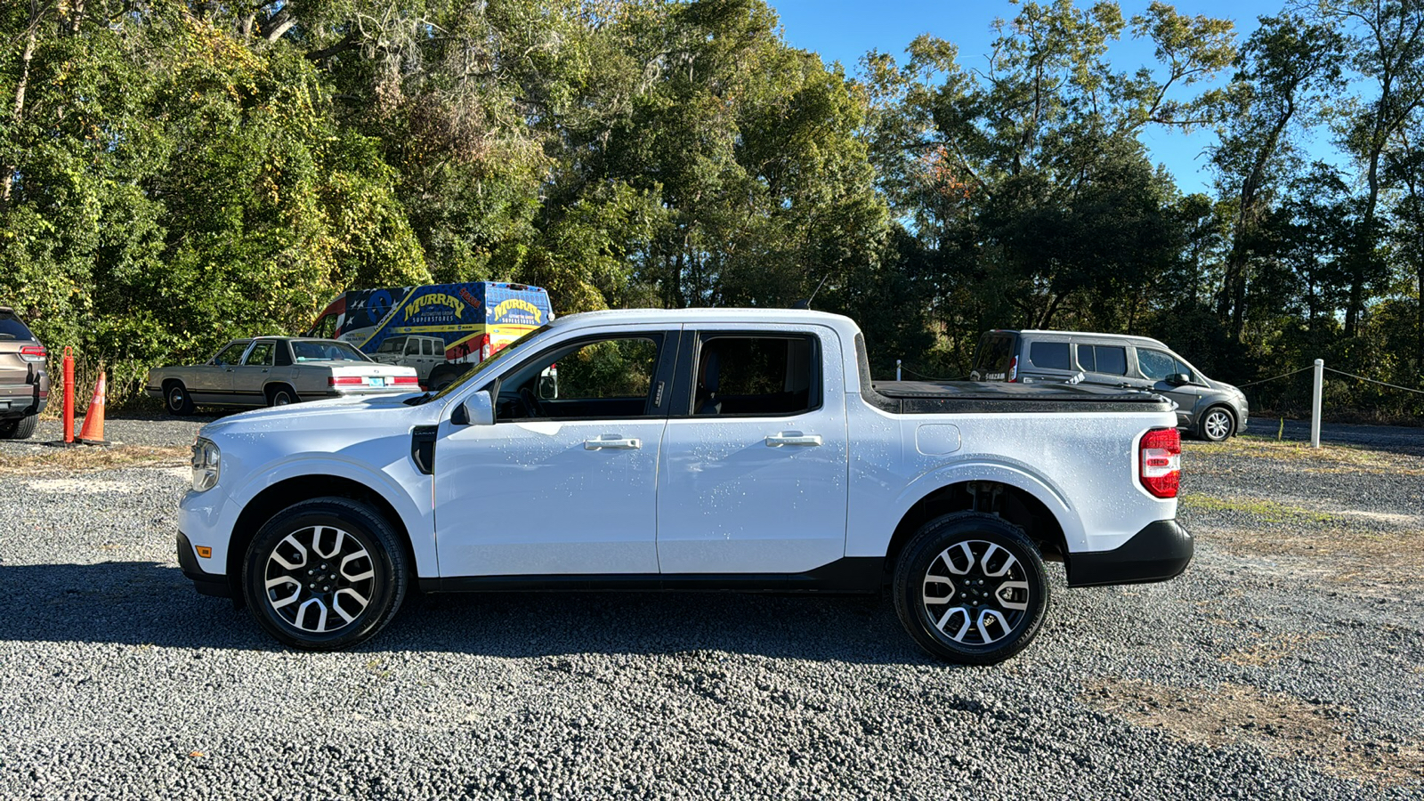 2022 Ford Maverick Lariat 2