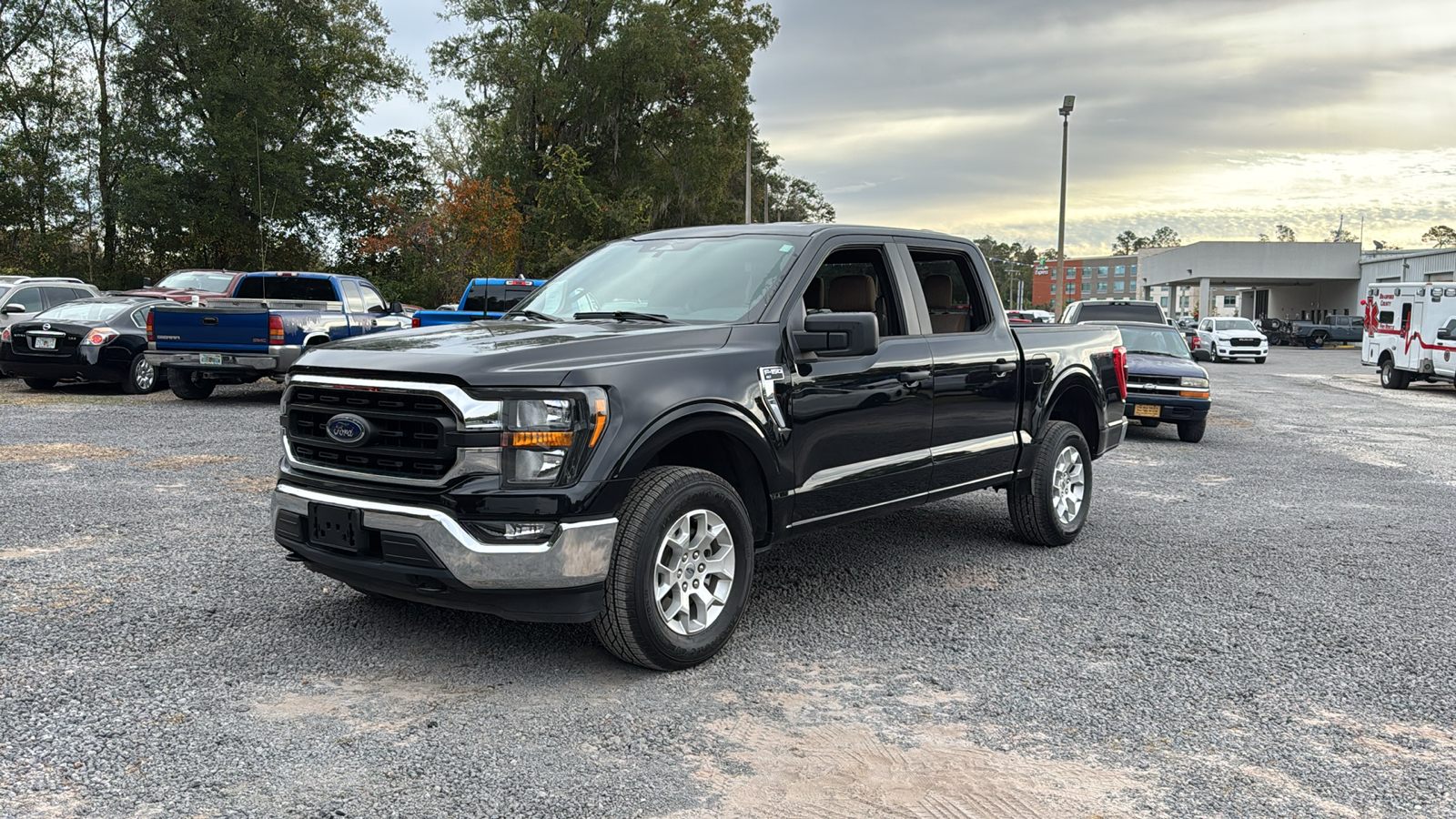 2023 Ford F-150 XL 1