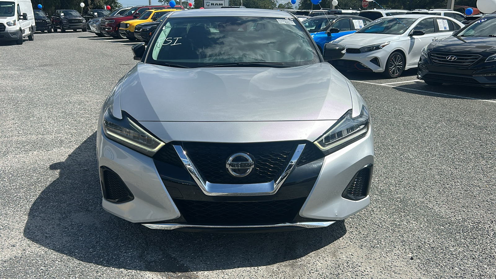 2022 Nissan Maxima SV 8