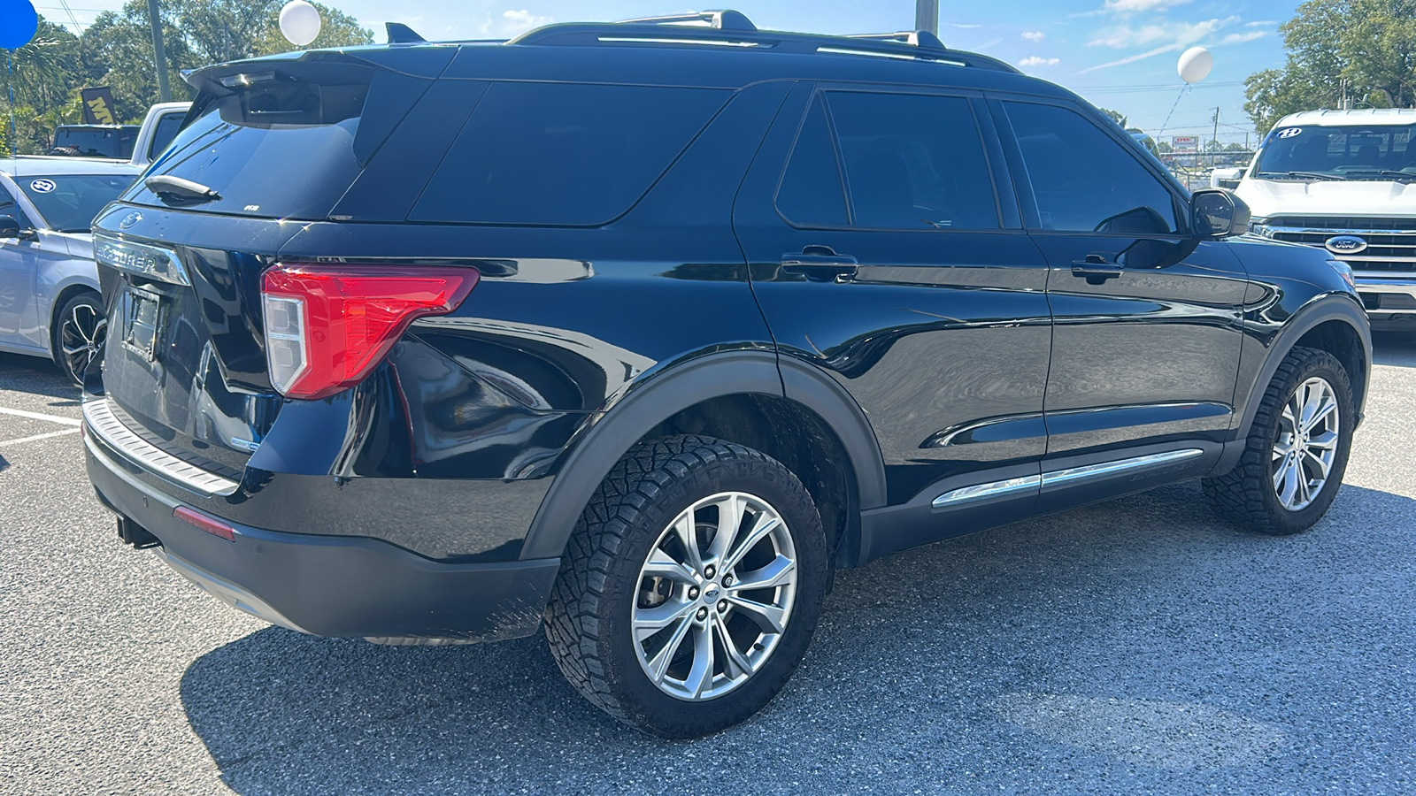 2020 Ford Explorer XLT 4