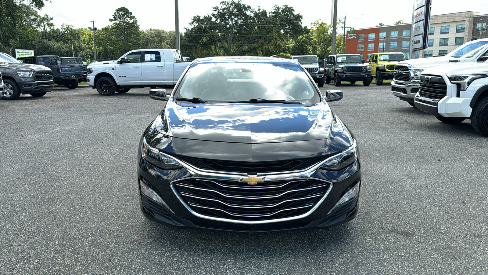 2021 Chevrolet Malibu LT 9