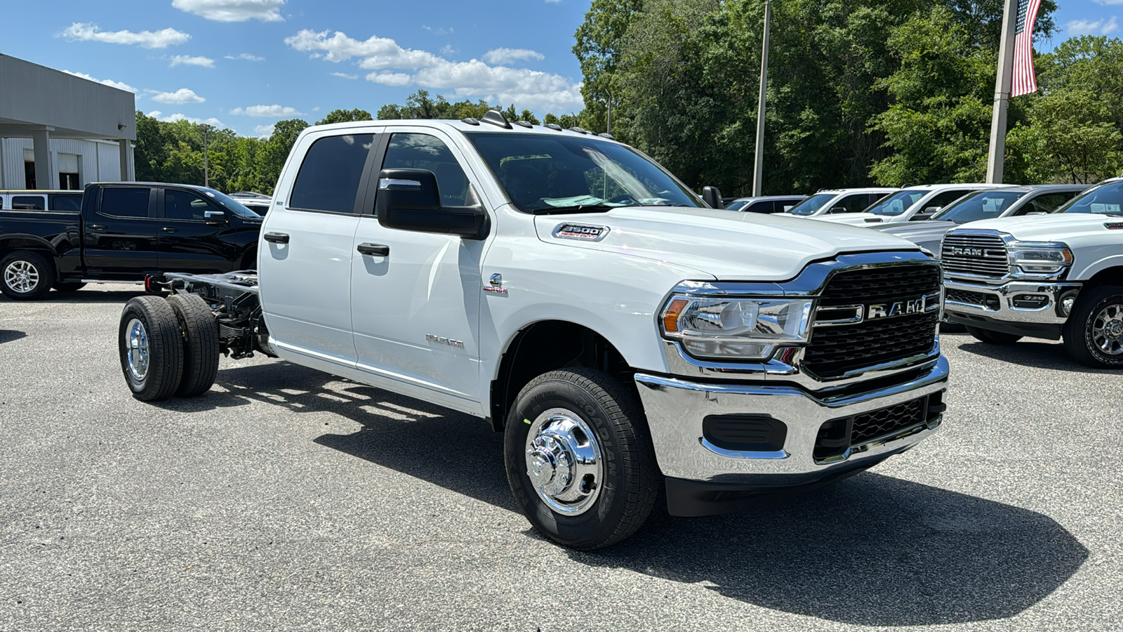 2024 Ram 3500 SLT 12