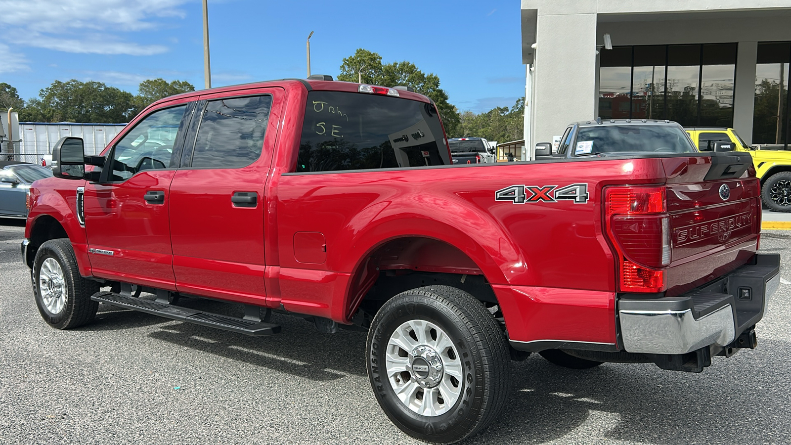 2022 Ford F-250SD XLT 2