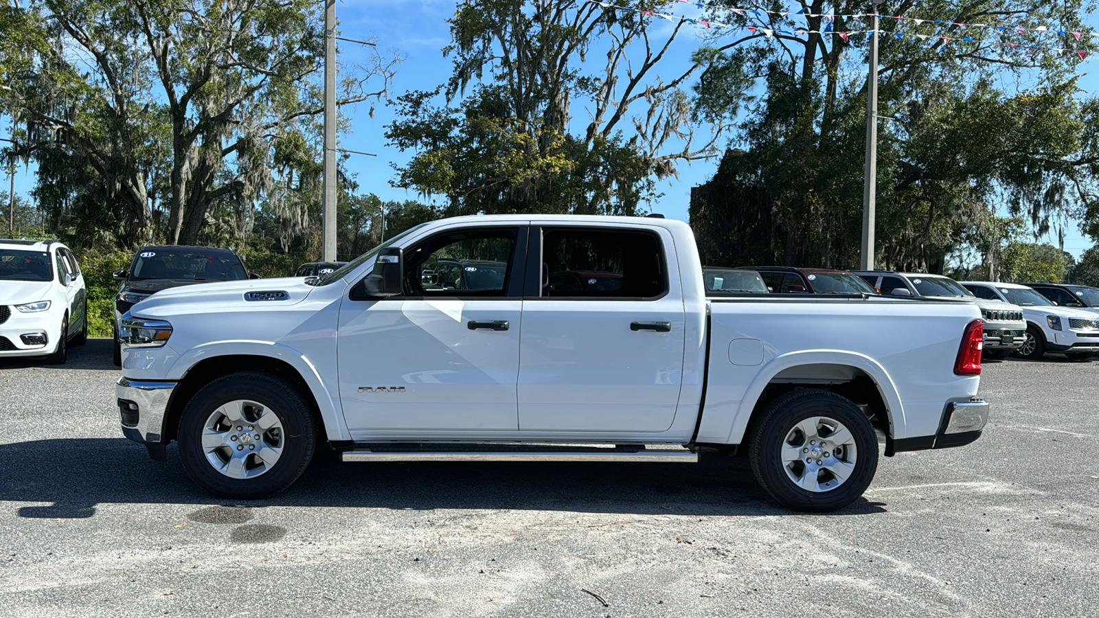 2025 Ram 1500 Big Horn/Lone Star 2