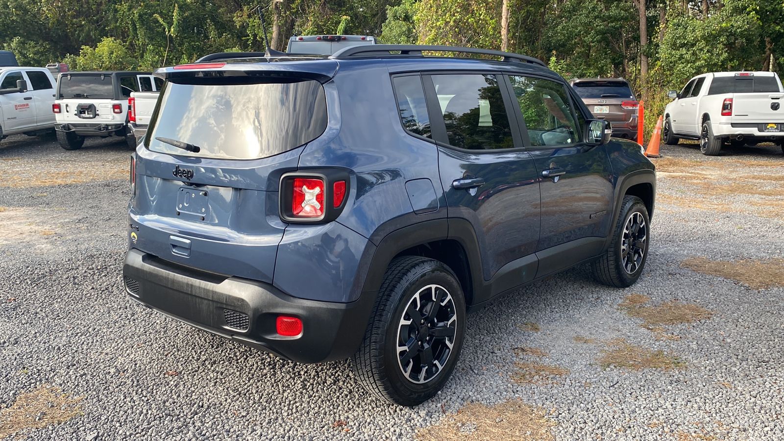 2023 Jeep Renegade Latitude 25