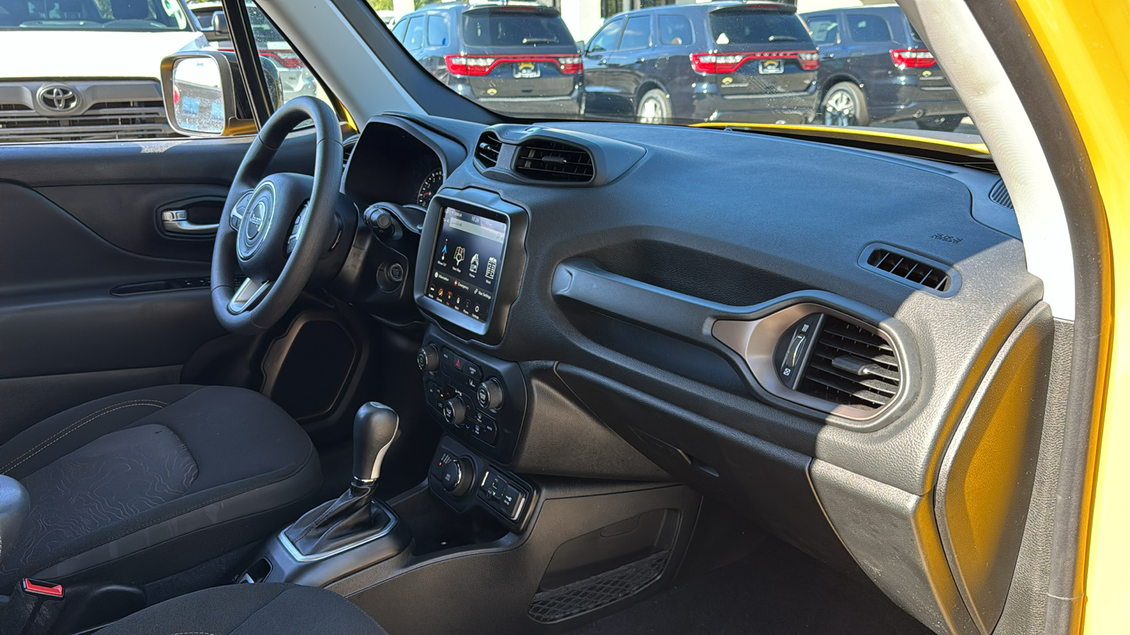 2023 Jeep Renegade Latitude 8