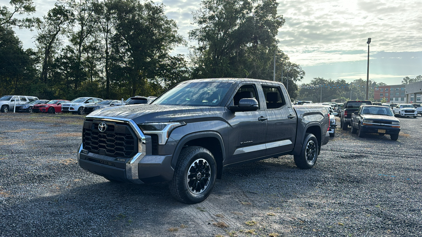 2022 Toyota Tundra SR5 1