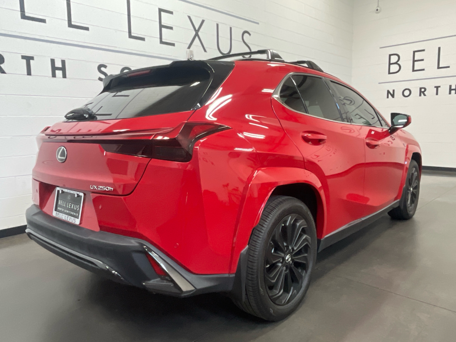 2024 Lexus UX 250h F SPORT Design 3