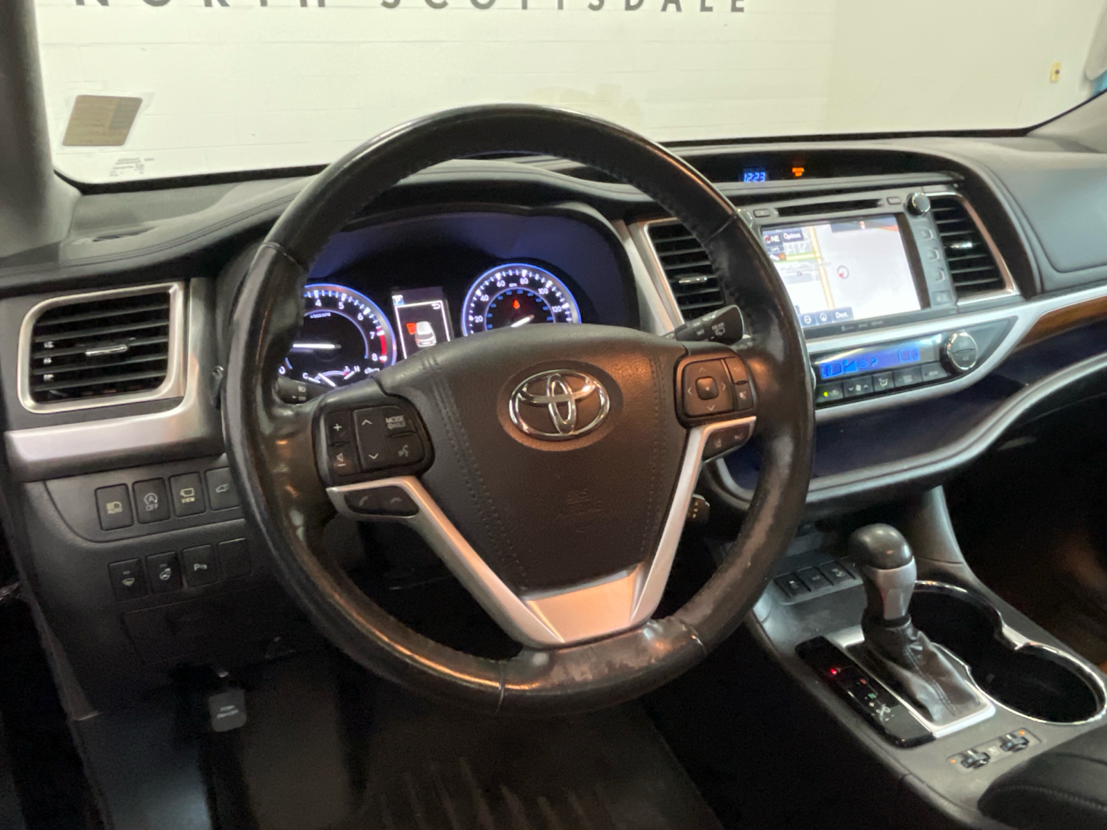 2018 Toyota Highlander Limited Platinum 16