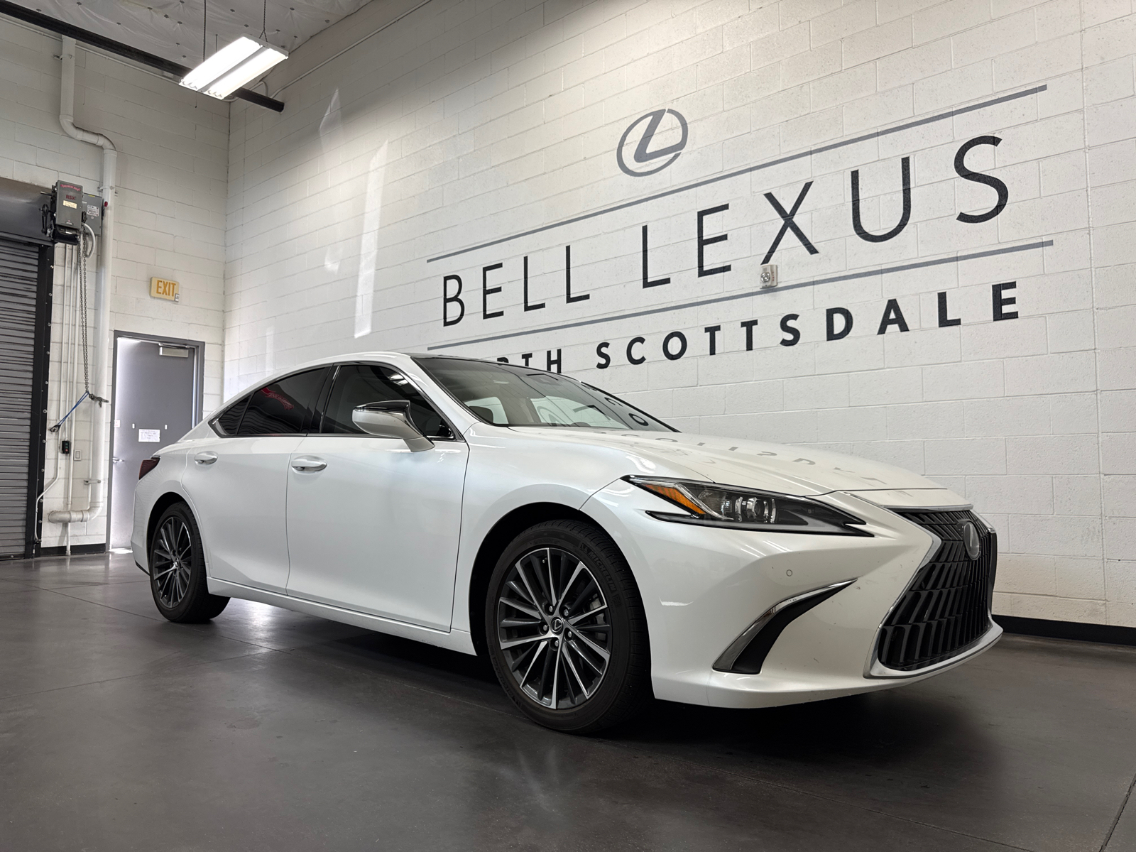 2022 Lexus ES 350 1