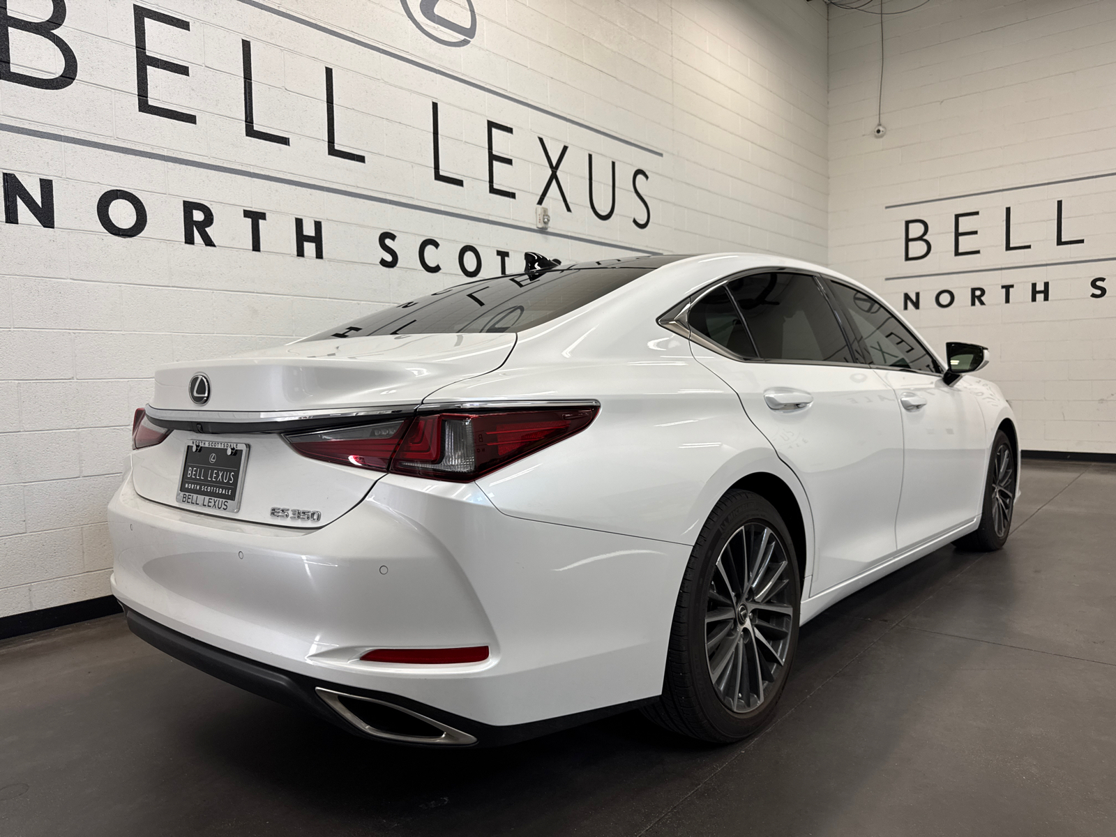 2022 Lexus ES 350 3