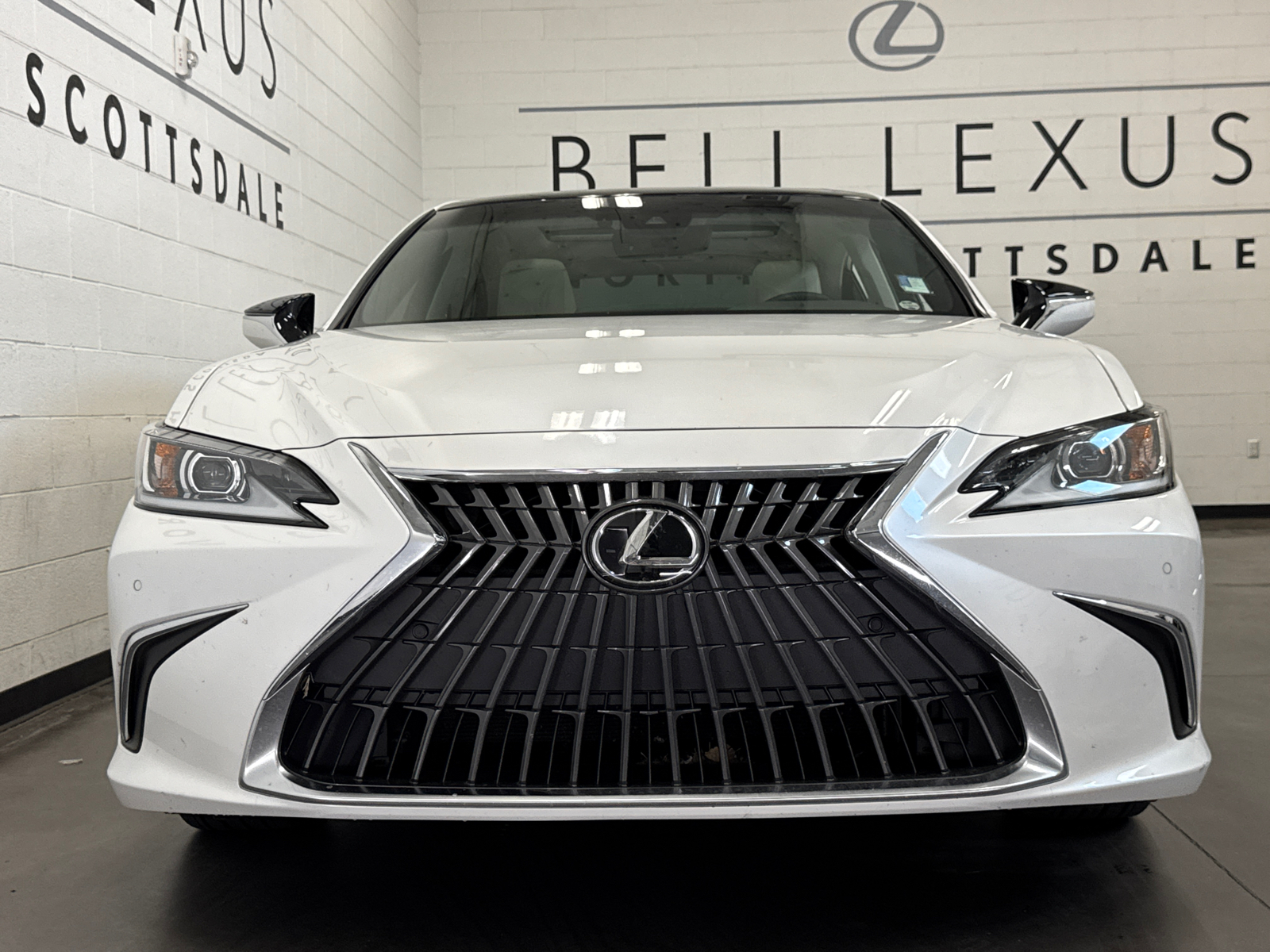 2022 Lexus ES 350 24