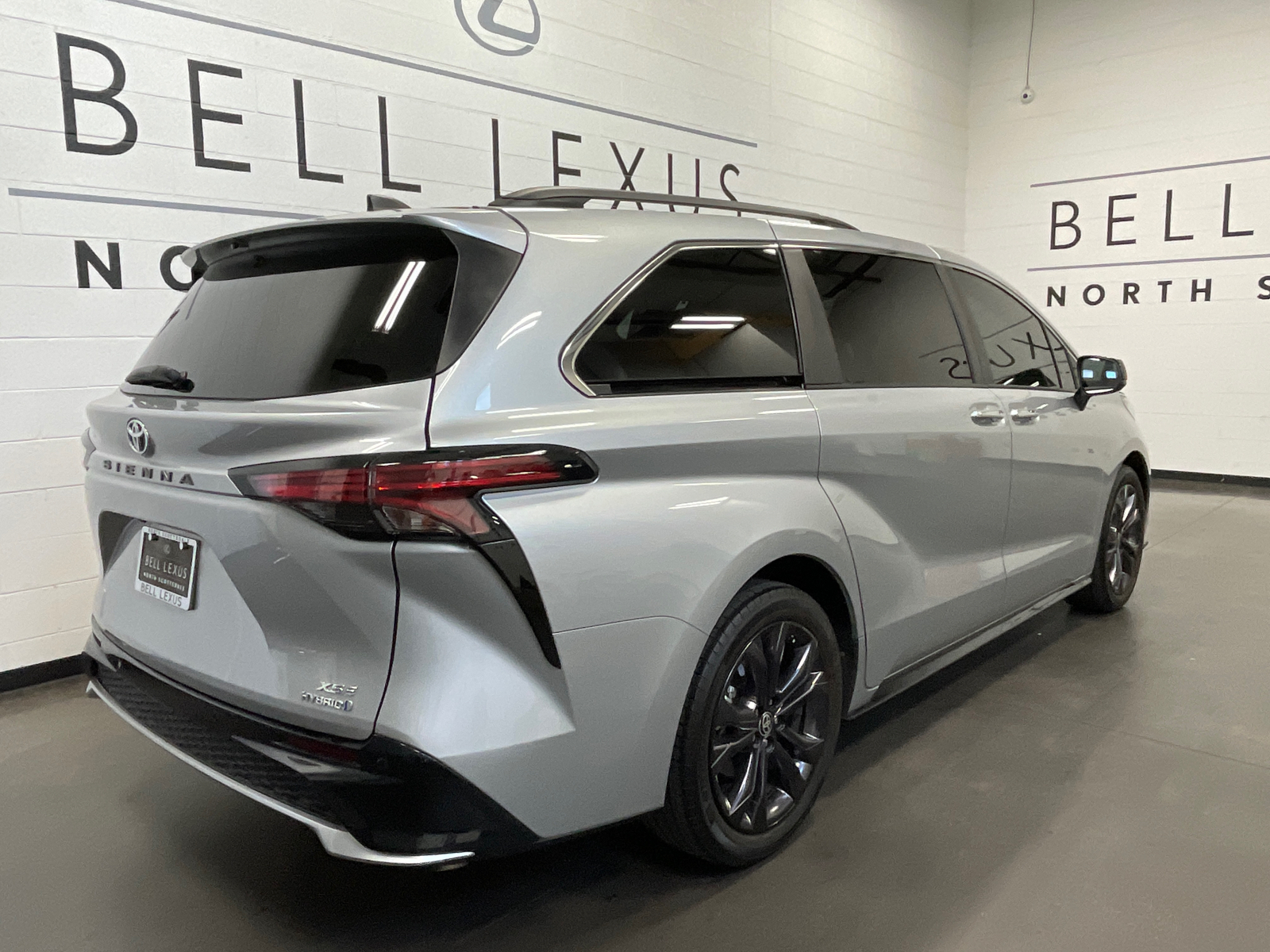 2022 Toyota Sienna XSE 3