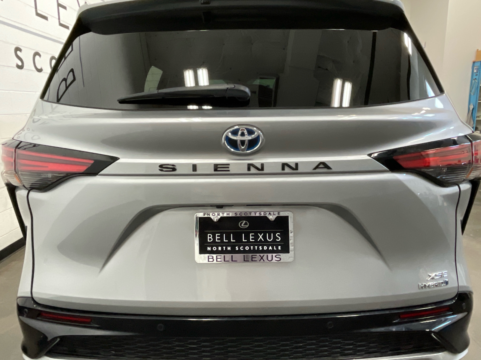 2022 Toyota Sienna XSE 4