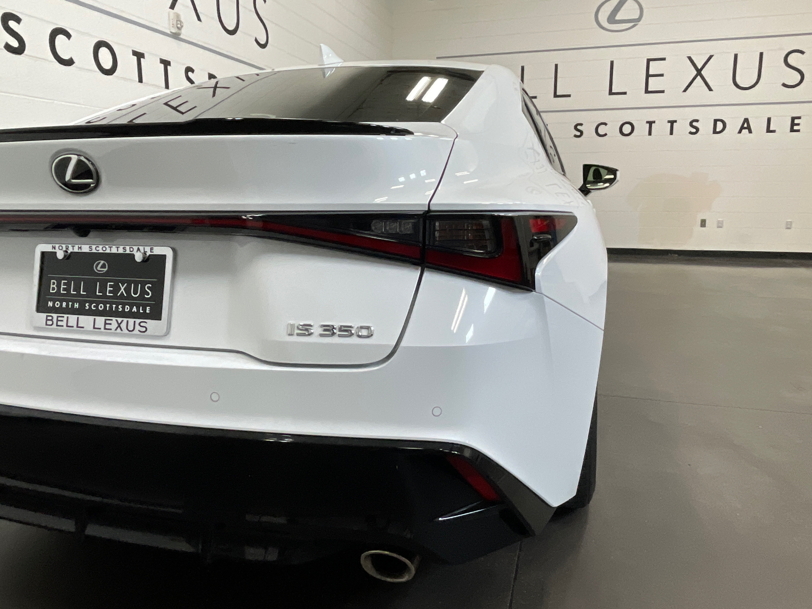 2021 Lexus IS 350 F SPORT 24