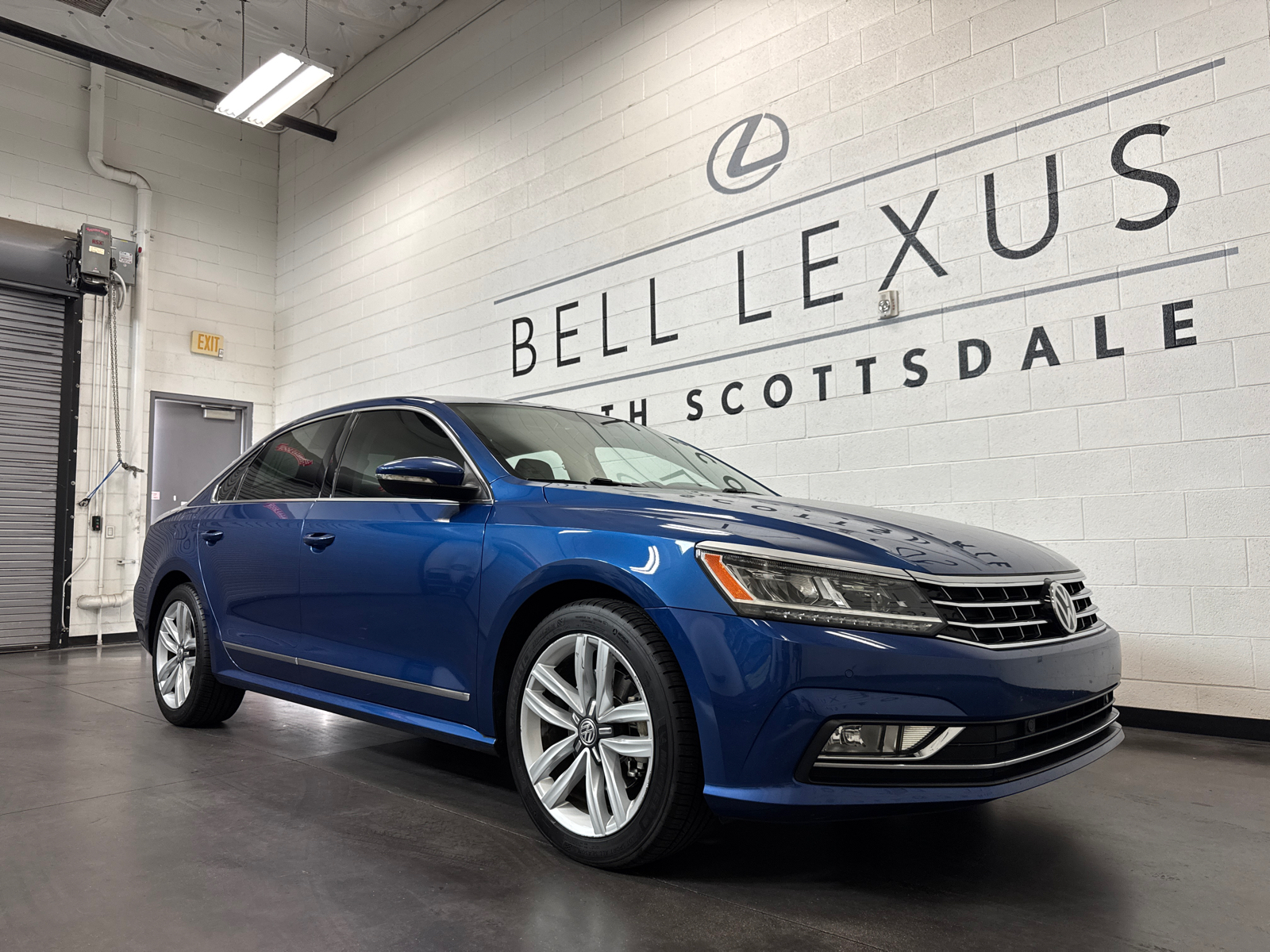 2017 Volkswagen Passat 1.8T SE 1