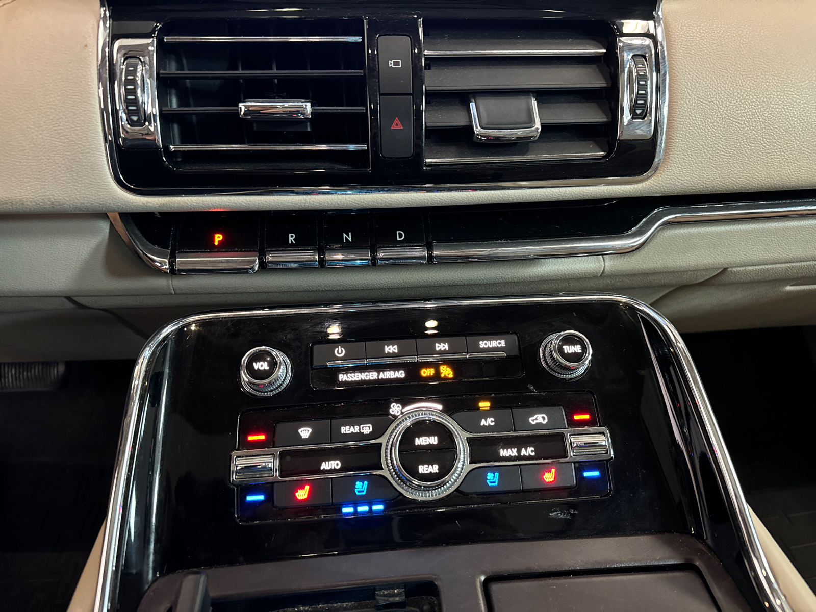 2019 Lincoln Navigator Reserve 14