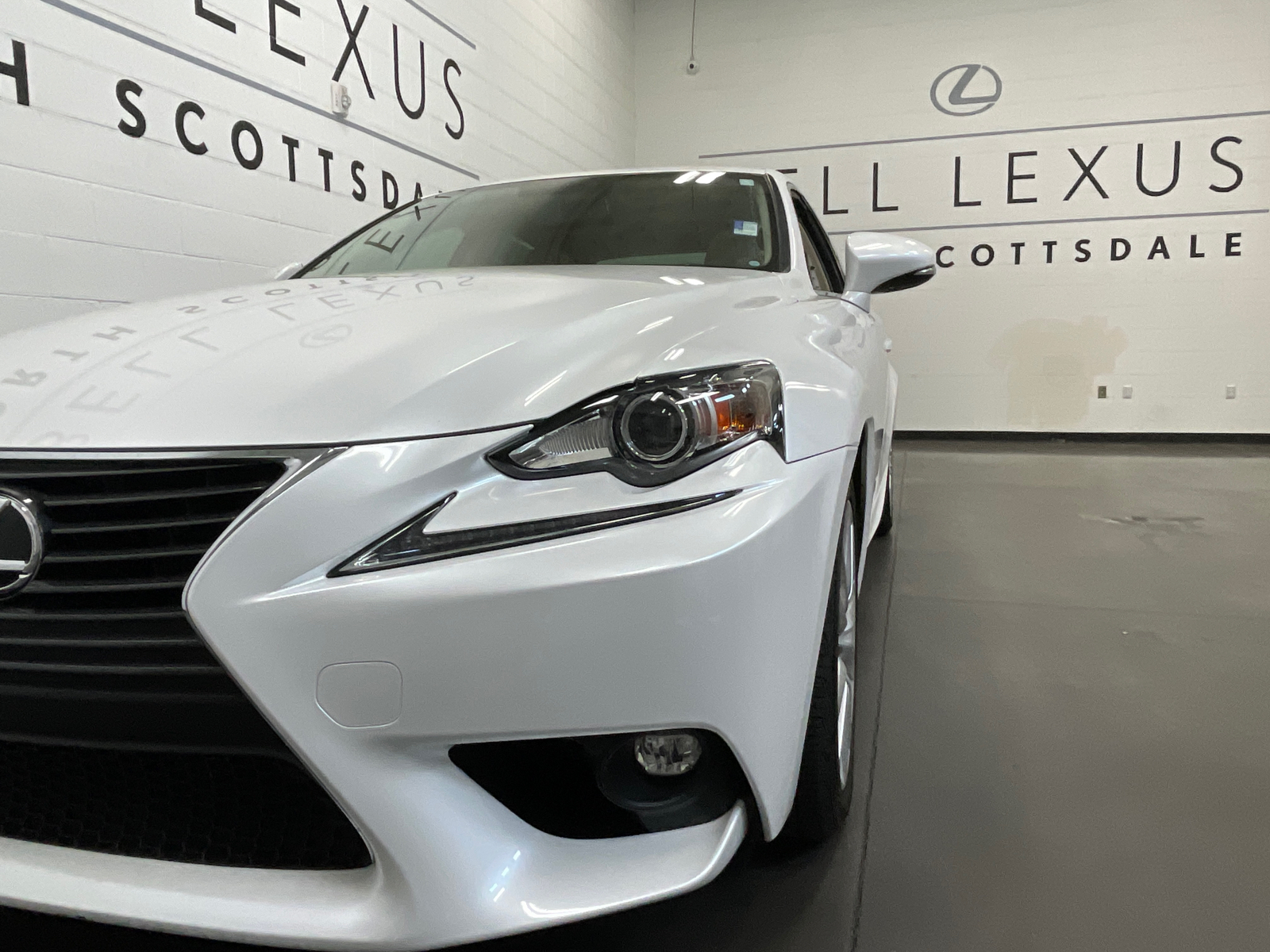 2016 Lexus IS 200t 3