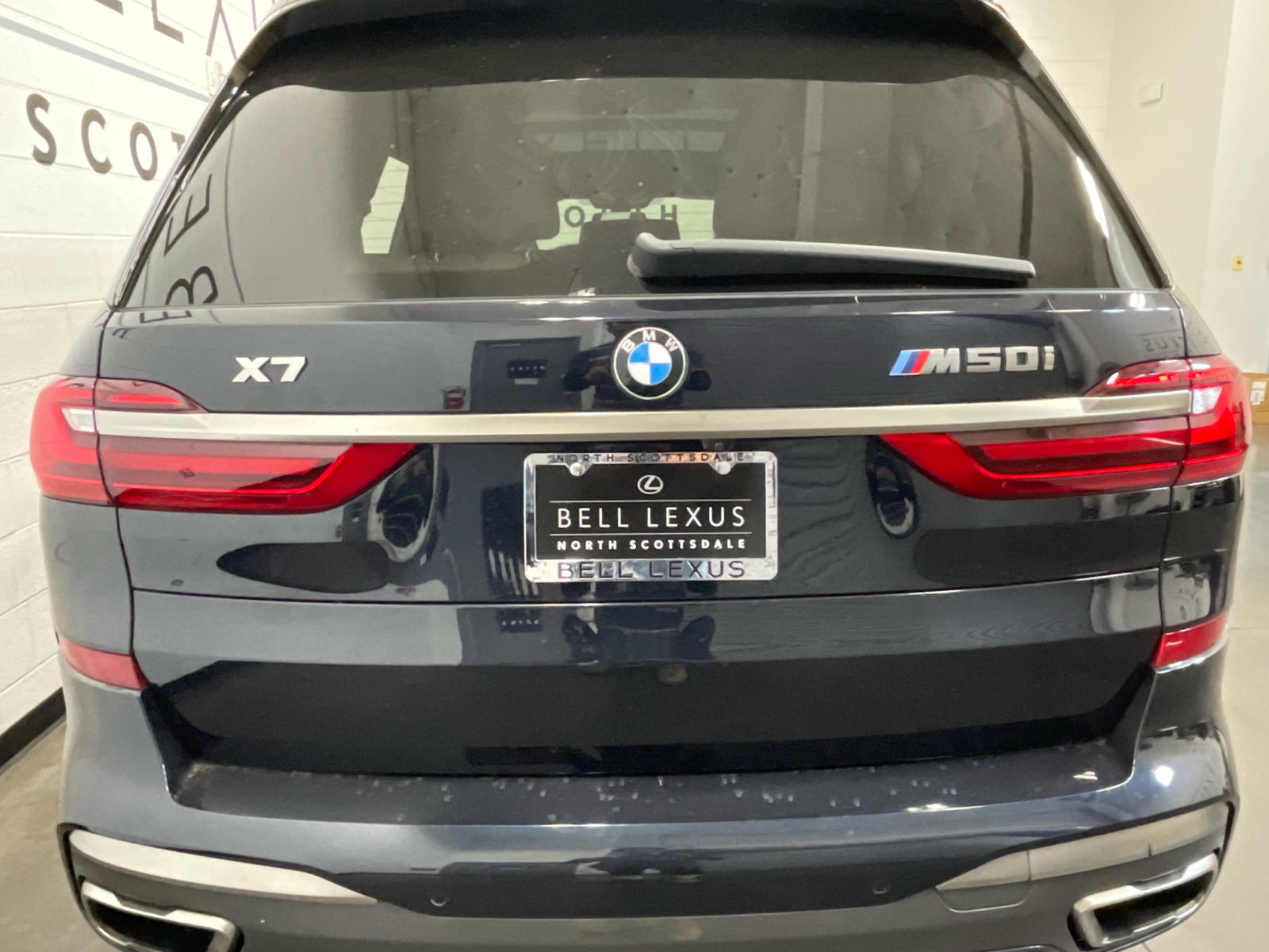 2020 BMW X7 M50i 4