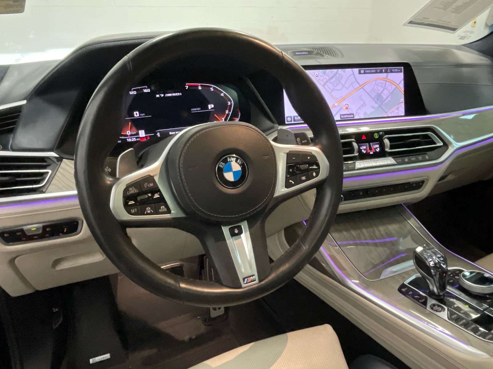 2020 BMW X7 M50i 21