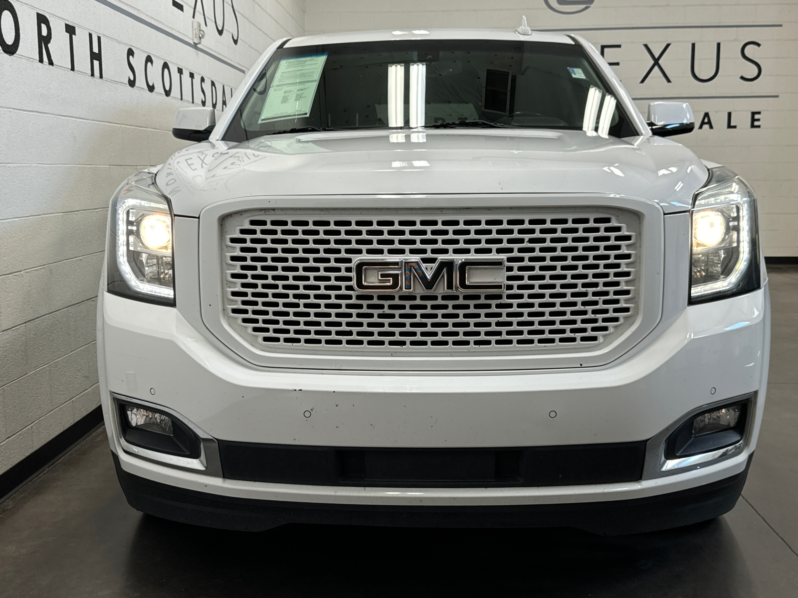 2018 GMC Yukon SLE 26