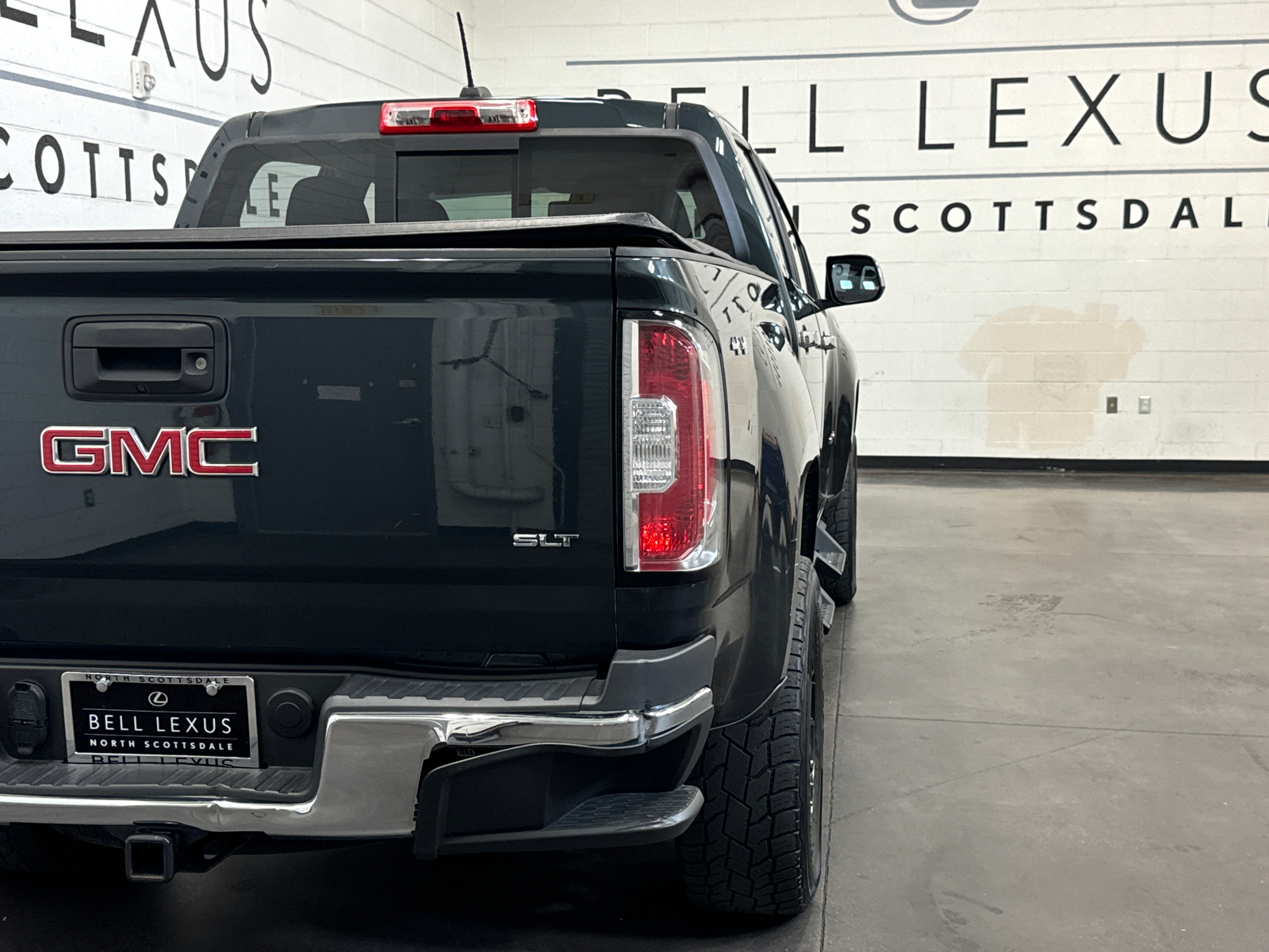 2018 GMC Canyon SLT 23