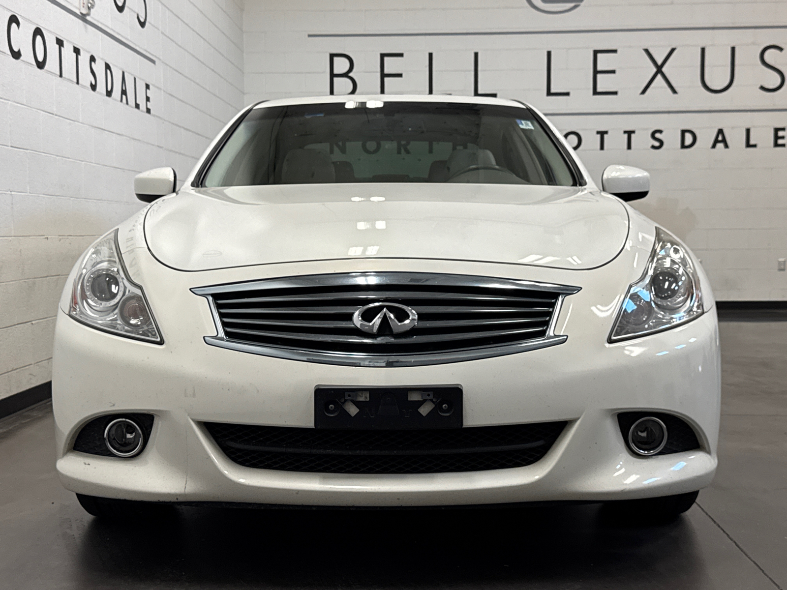 2011 INFINITI G37 X 2