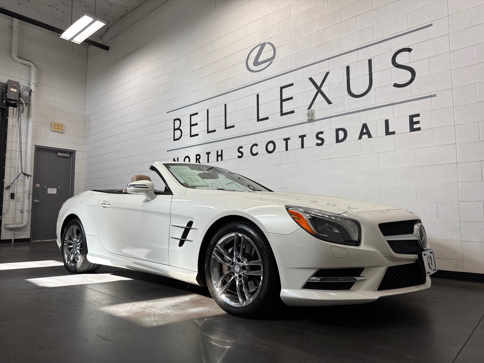 2014 Mercedes-Benz SL-Class SL 550 1