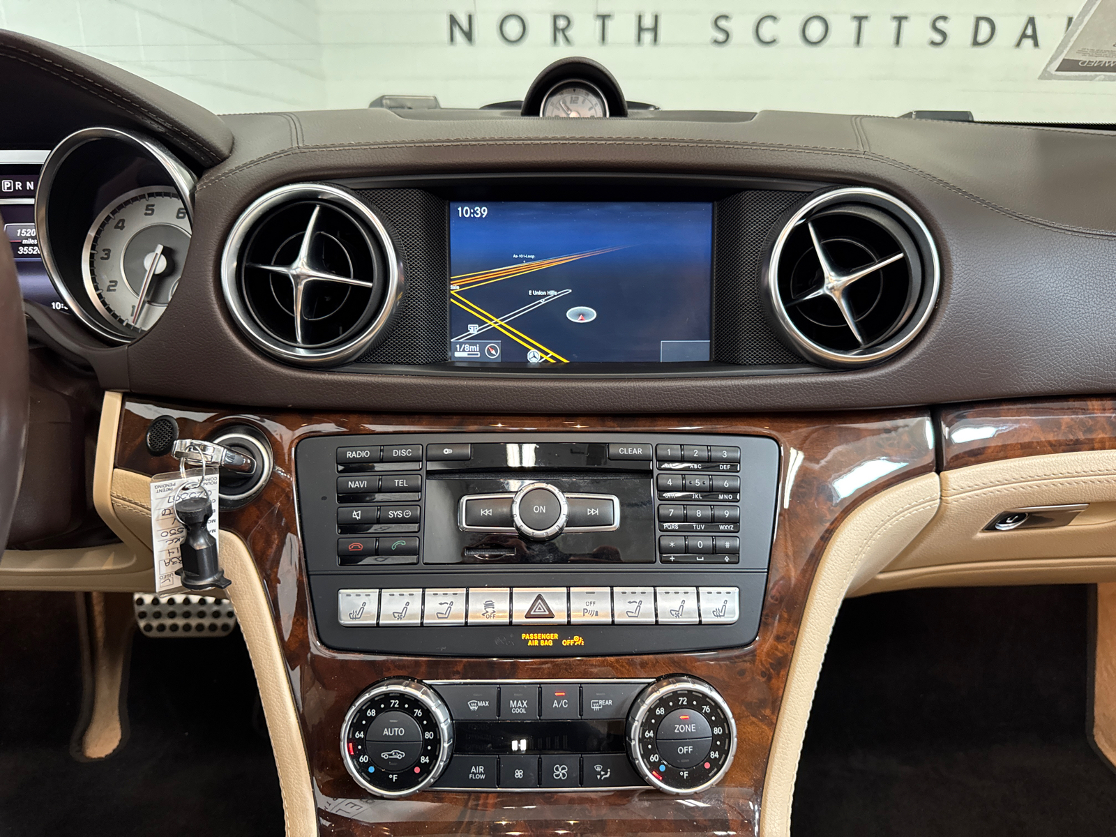 2014 Mercedes-Benz SL-Class SL 550 14