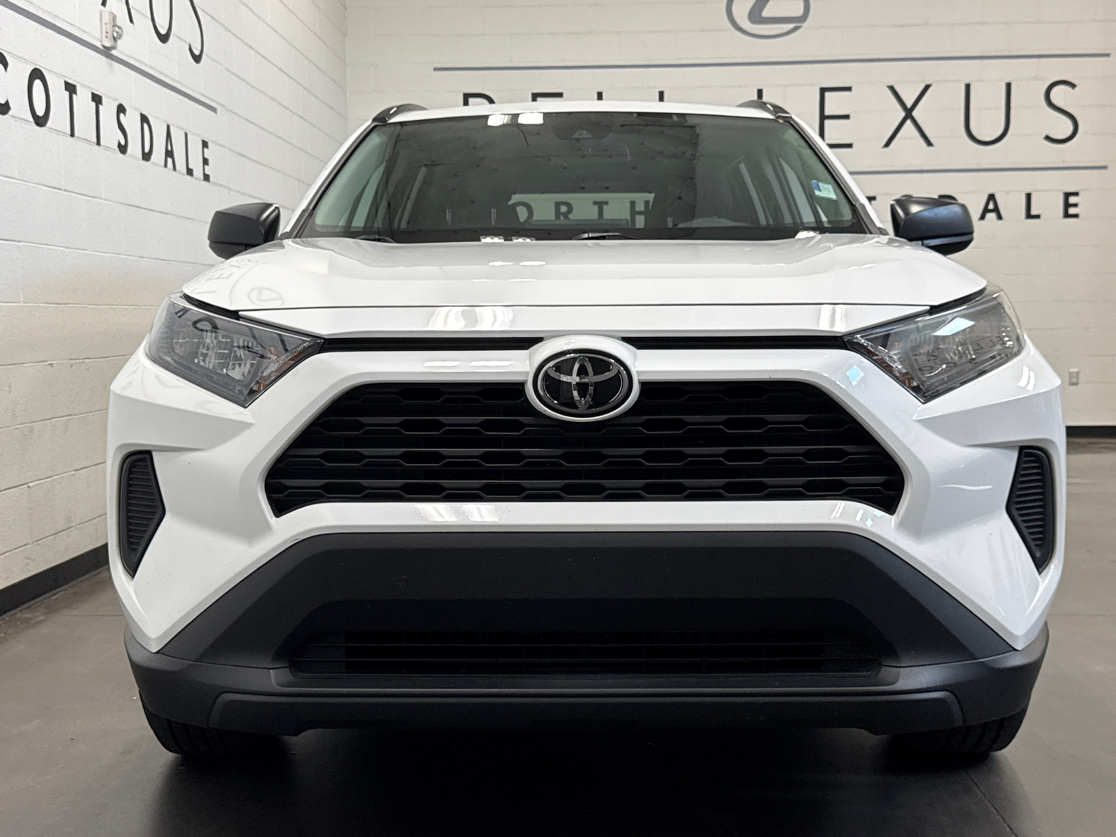 2021 Toyota RAV4 LE 24