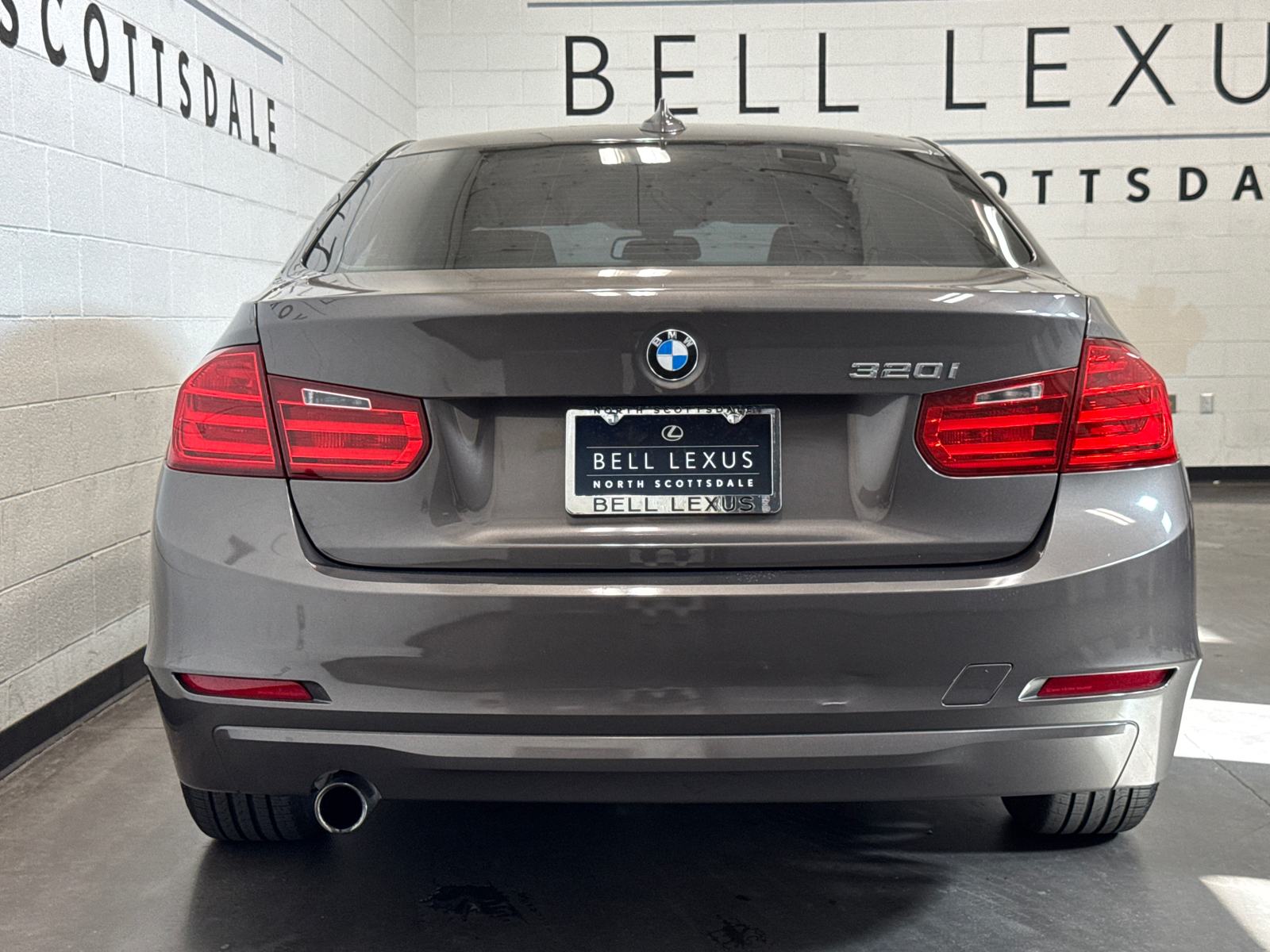 2014 BMW 3 Series 320i 24