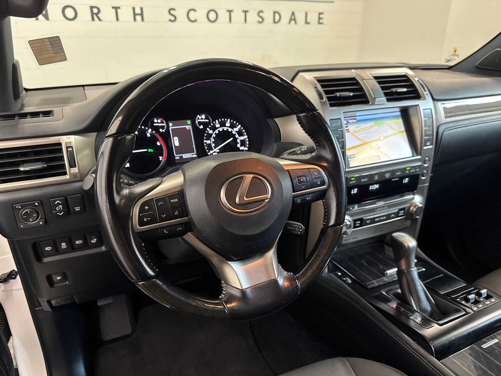 2021 Lexus GX 460 16