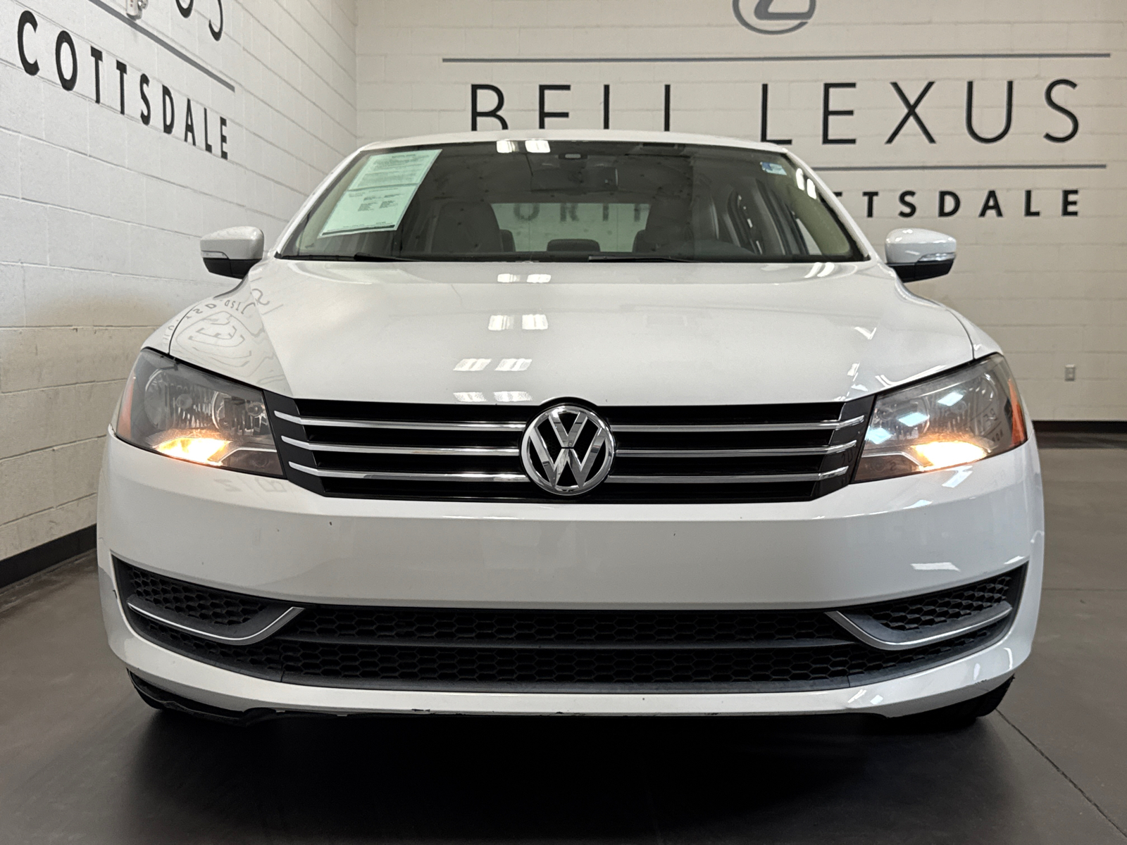 2013 Volkswagen Passat 2.5 SE 2