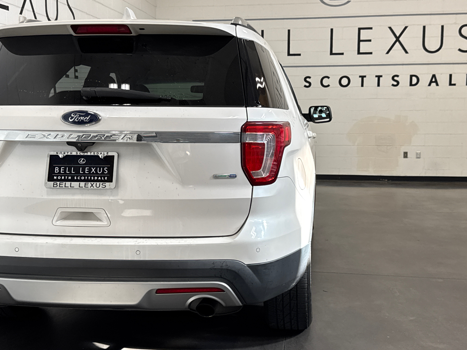 2016 Ford Explorer XLT 19