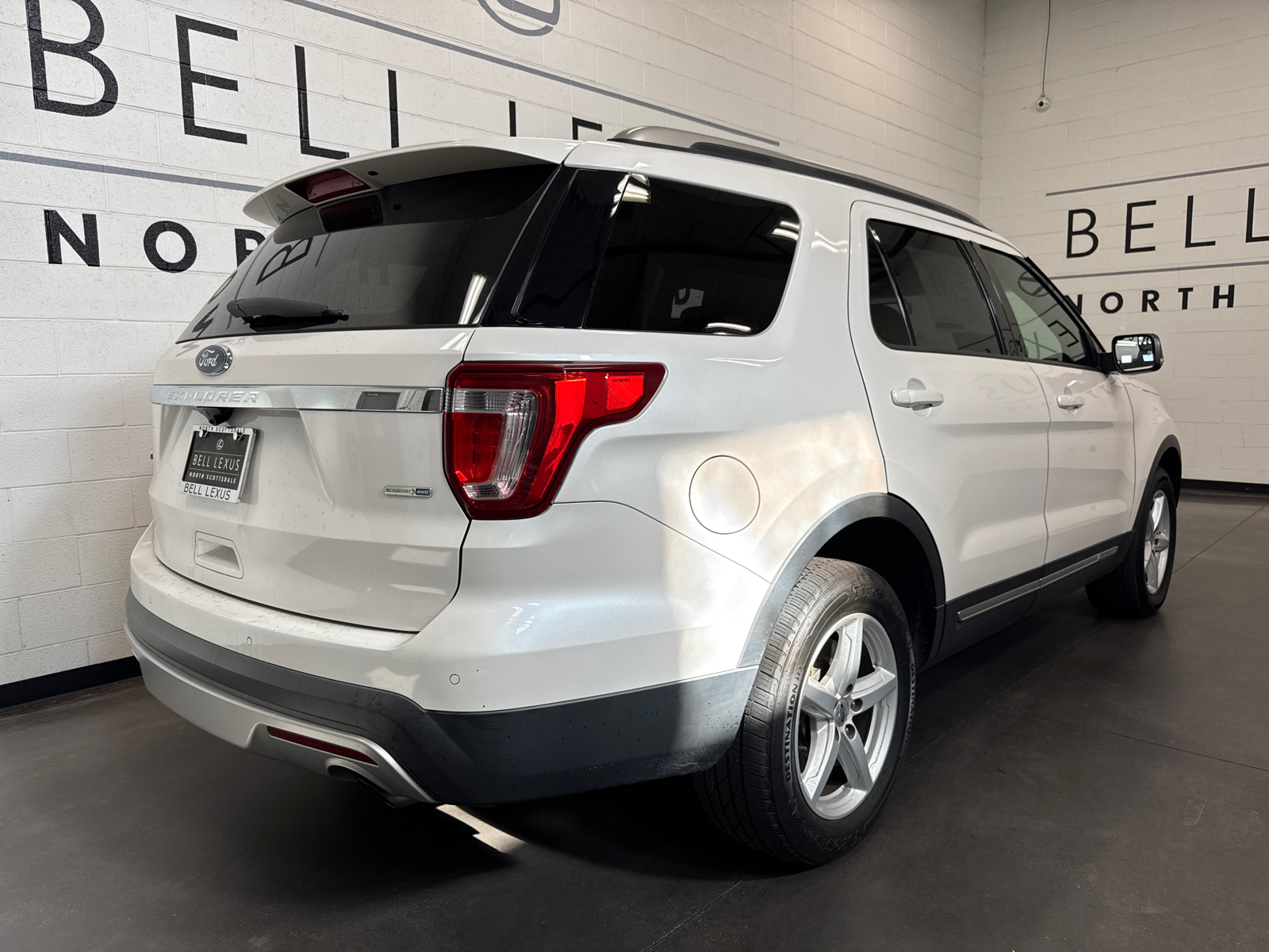 2016 Ford Explorer XLT 21