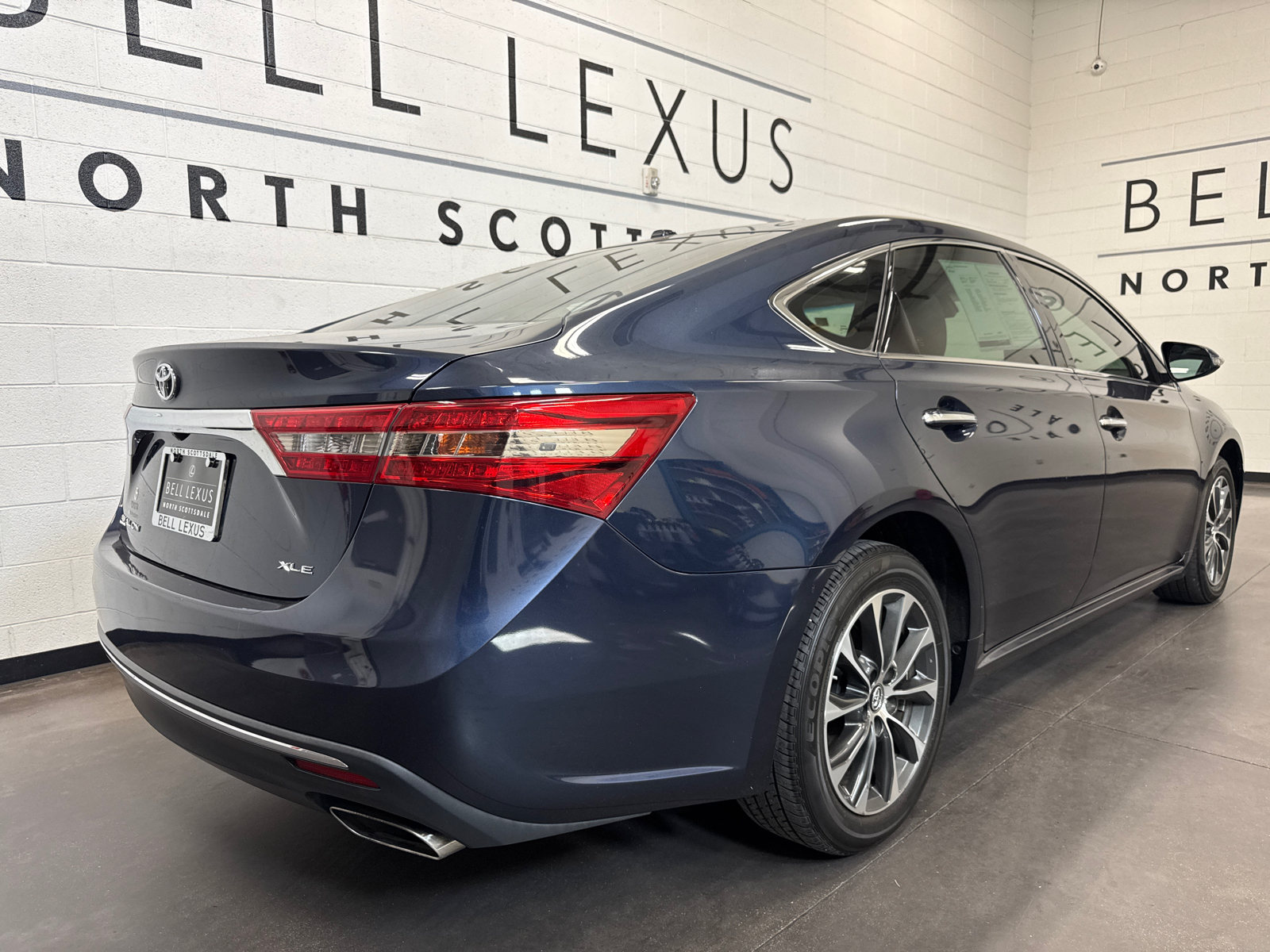 2017 Toyota Avalon XLE Premium 25