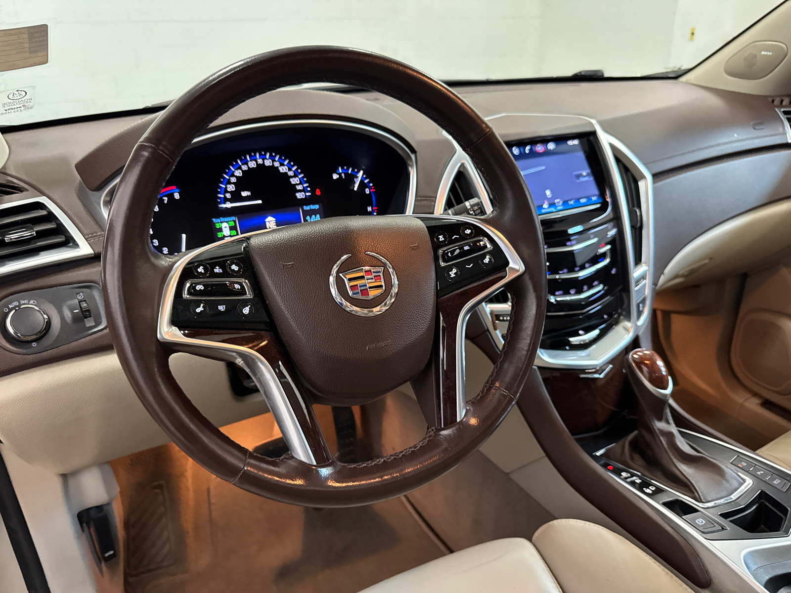 2014 Cadillac SRX Luxury 16