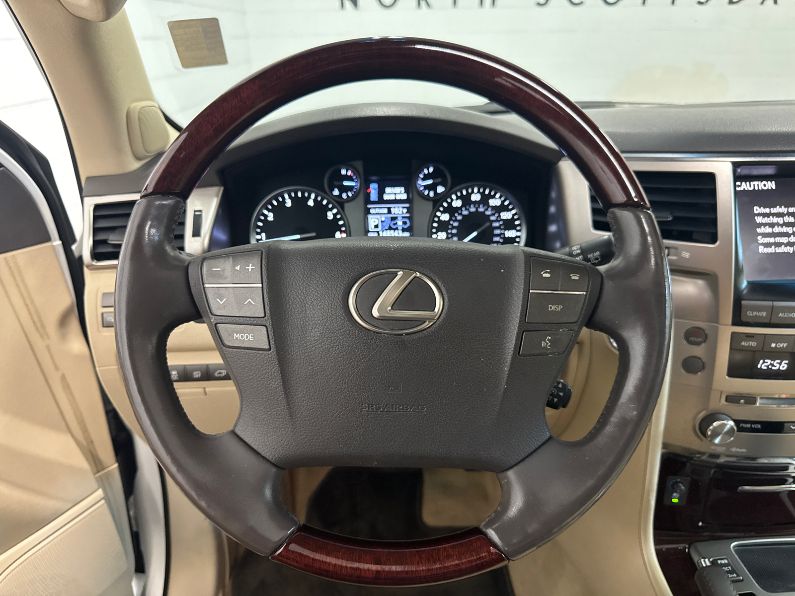 2013 Lexus LX 570 7