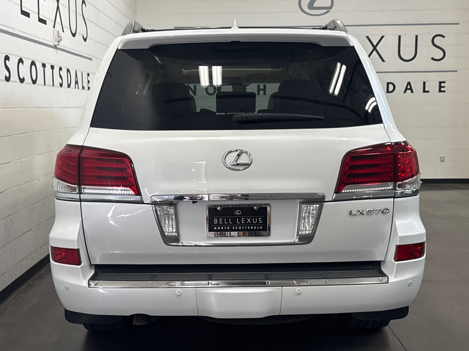 2013 Lexus LX 570 22