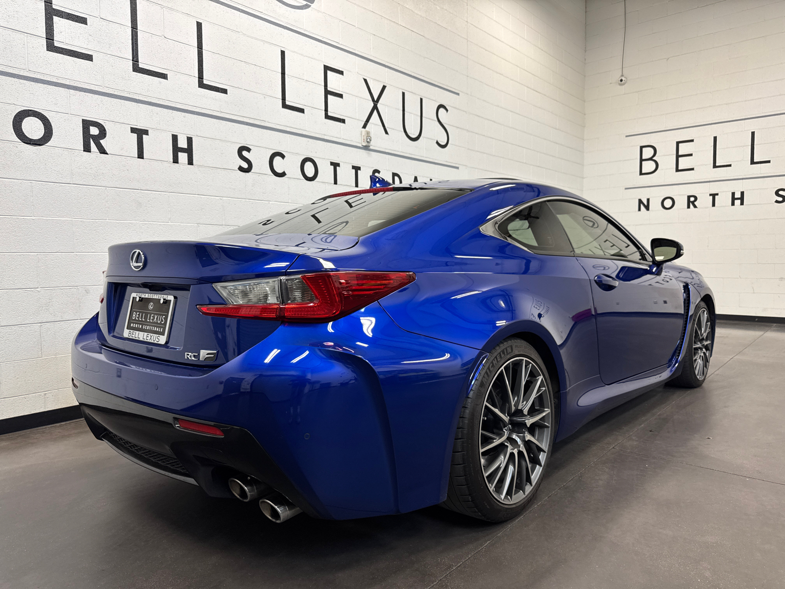 2016 Lexus RC F 23