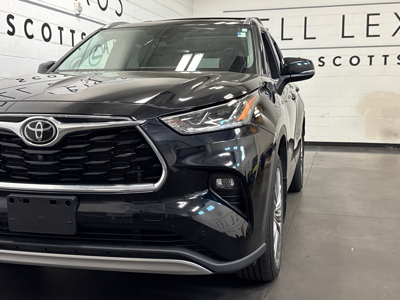 2022 Toyota Highlander Platinum 3