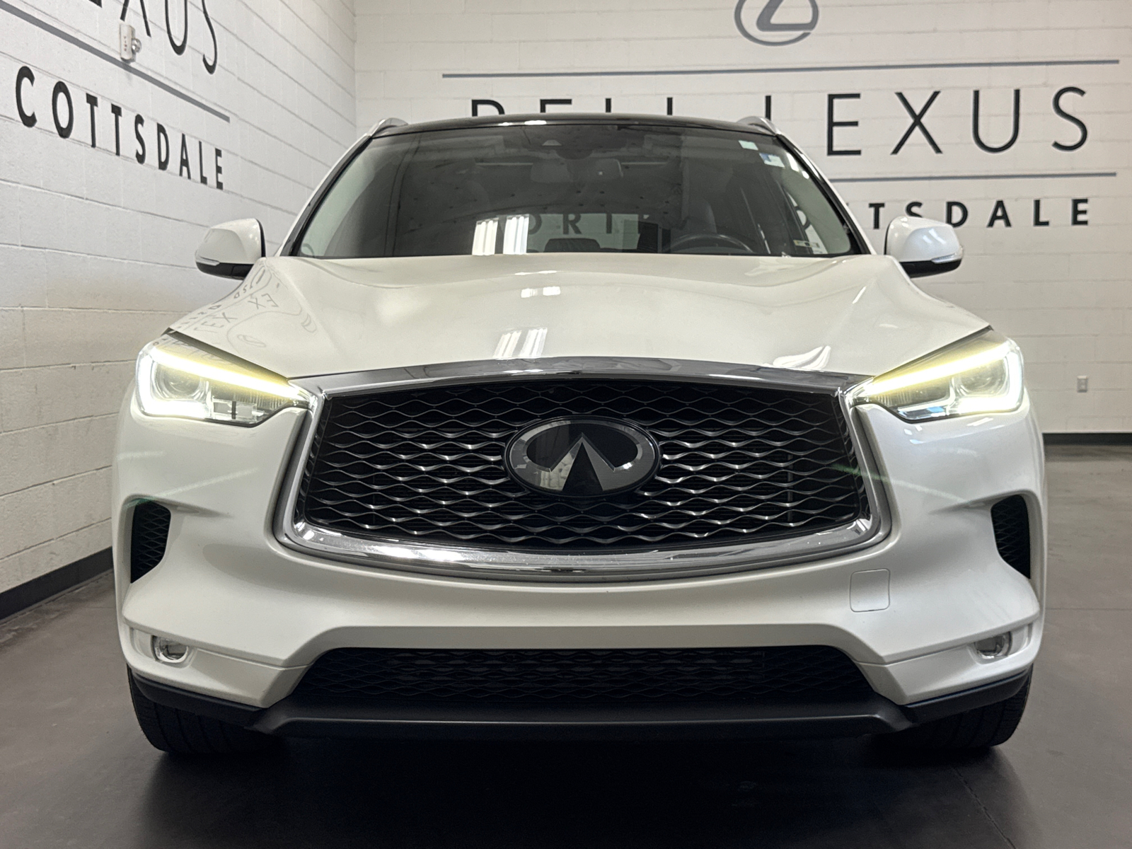 2019 INFINITI QX50 LUXE 2