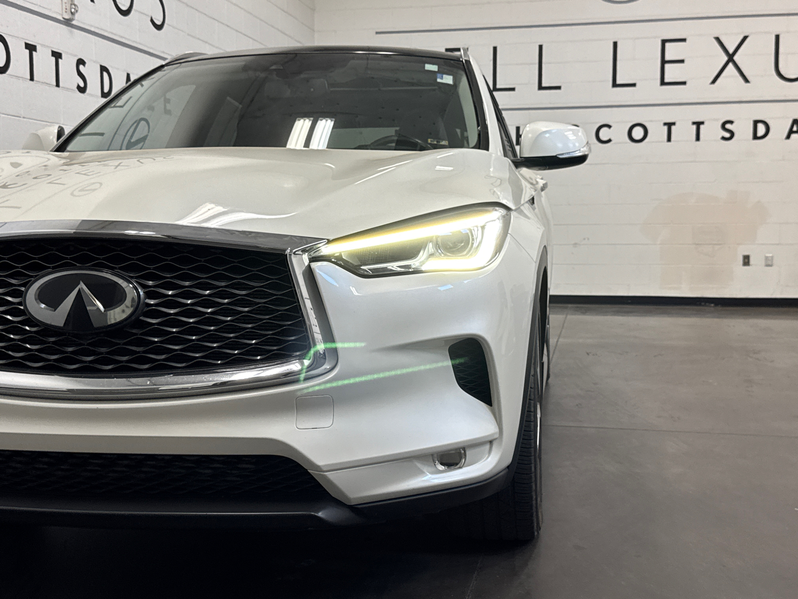 2019 INFINITI QX50 LUXE 3