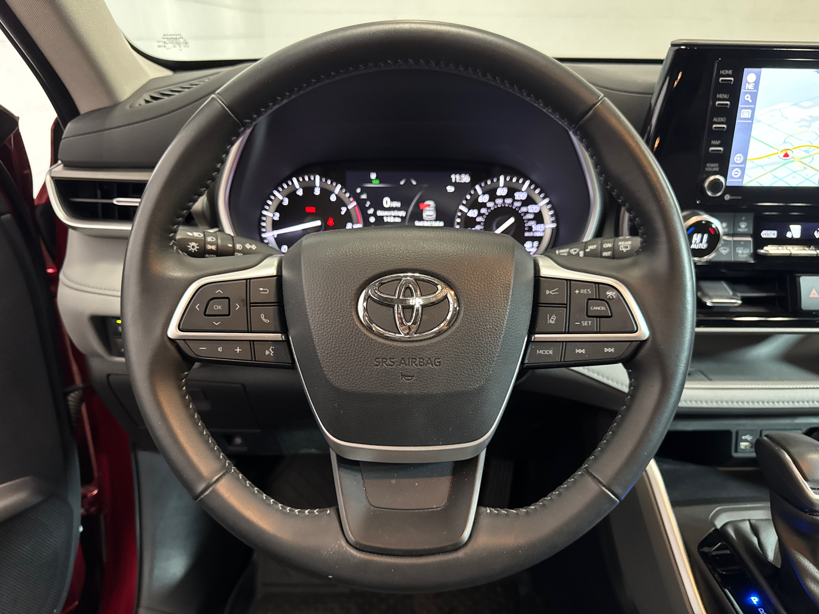 2022 Toyota Highlander XLE 9