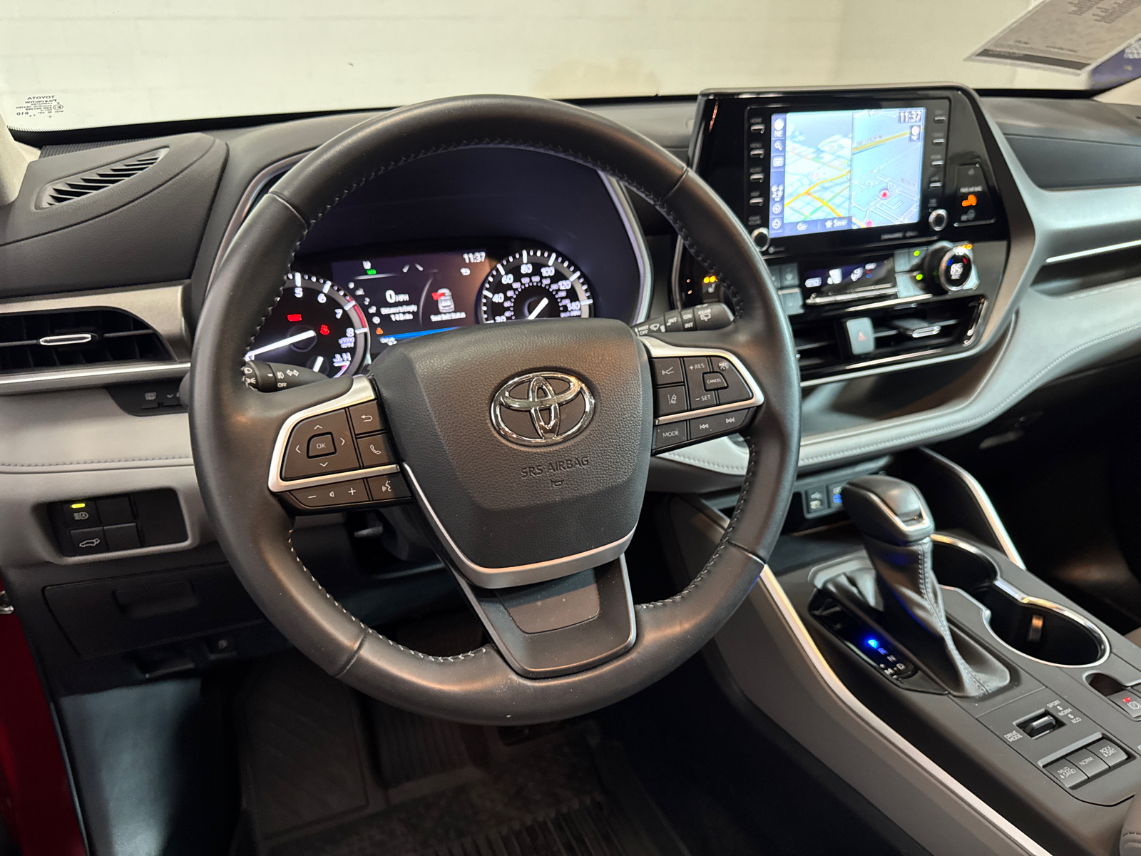 2022 Toyota Highlander XLE 16