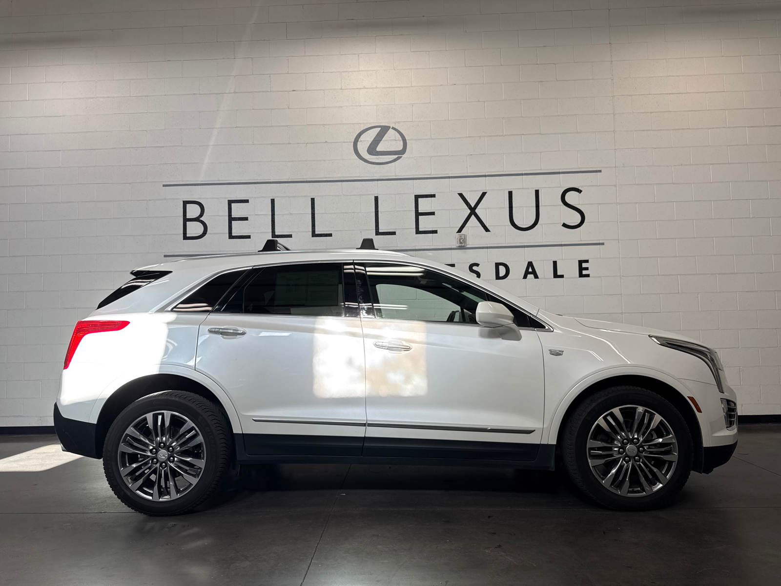 2018 Cadillac XT5 Premium Luxury 3